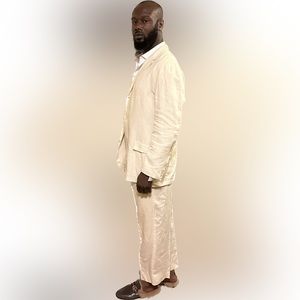Off white Pure Linen suit by Solbiati “Masters of Linen”